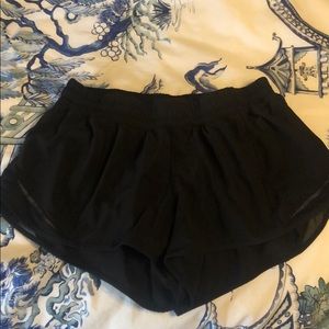 Black lulu lemon hotty hot shorts